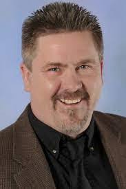 Daniel Cordray's Instagram, Twitter & Facebook