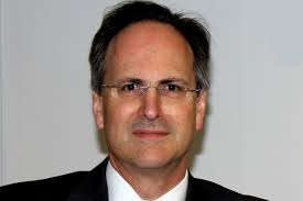 British Ambassador presents credentials to Sheikh Mohammed bin Rashid