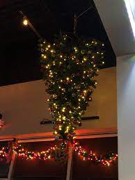 Vinyl etchings diy felt christmas tree 3.2ft with 32 pcs ornaments and 50 leds string lights kid's wall hanging xmas tree christmas decoration for children (style 1) 4.8 out of 5 stars 54. The Restaurant I M In Has An Upside Down Christmas Tree Hanging From The Ceiling Mildlyinteresting