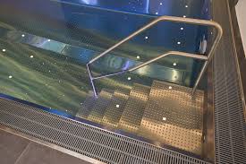 Uberlauf Pool Aus Edelstahl Schwimmbad Bauen Schwimmbader Pool