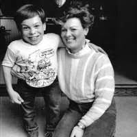 See full list on wealthypersons.com Warwick Davis Birthday Real Name Age Weight Height Family Contact Details Wife Children Bio More Notednames