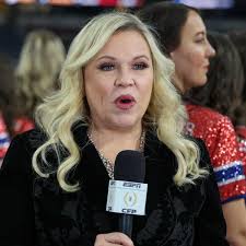 Fans Demanding Apology From Veteran ESPN Sideline Reporter