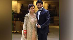 Sambhavna Seth Looks Stunning At Her Wedding Reception Filmibeat Youtube A list of 12 people created 12 jan 2020. sambhavna seth looks stunning at her wedding reception filmibeat