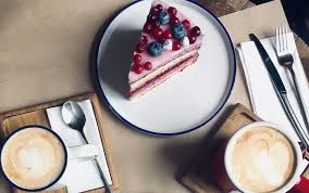 Das angebot an getränken, café und kuchen im livam eventsaal ermöglicht eine umfangreiche bewirtung ihrer gäste! Kaffee Und Kuchen Diese Kombinationen Passen Perfekt Blog K Fee Online Shop