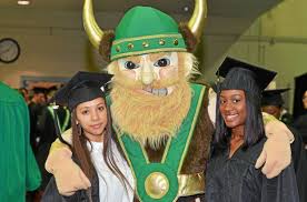 Thousands attend HVCC graduation