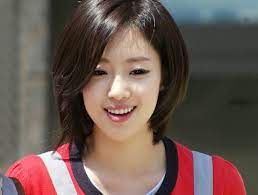 Maybe you would like to learn more about one of these? Ingin Tampil Cantik Feminim Dengan Rambut Pendek Lihat Inspirasinya Dari Idol Korea