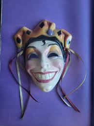 Preços baixos em Palhaços e Circo Máscaras Decorativas