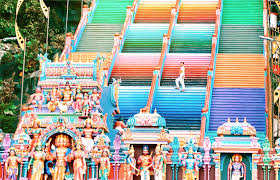 Kebanyakan masyarakat tamil menganuti mazhab shaivisme sebagaimana tradisi di india selatan. Batu Caves Kuil Suci Dewa Murugan Di Negeri Jiran Malaysia
