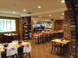 This Lakeside All You Can Eat Seafood Buffet In Rhode Island Is Everything You Ve Ever Dreamed Of Seafood Buffet Nordic Lodge Rhode Island