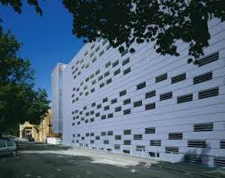 And she has various methods of attack from the three major sections of playstyles. Feri Maribor Architekturobjekte Heinze De