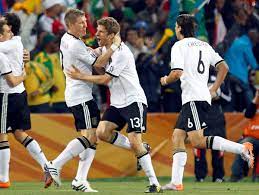 Bittere stunden für den fc bayern, gleichwohl aber auch freudige siege für leverkusen oder schalke. 4 1 Sieg Deutschland Mullert England Weg Der Spiegel