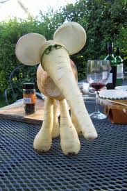 1001 Idees De Sculpture Sur Fruits Et Legumes Sculptures De Fruits Fruits Et Legumes Fruits