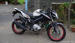 Modifikasi vixion 2011 jari jari.modifikasi motor vixion pelek jari jari sederhana terbaru oleh wahyu diposting pada oktober 26 2020 modifikasi vixion mempunyai sebuah kendaraan sepeda motor pasti nya mungkin banyak yang menginginkannya karena motor merupakan sebuah kendaraan yang memiliki keperluan yang terpenting untuk kegiatan sehari hari sobat mesinmotor. Modifikasi Vixion Jari Jari Rincian Biaya Dan Part Ardiantoyugo