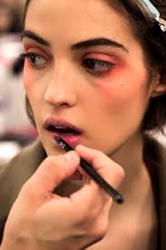 Armani Priv 233 Beauty Backstage At The Couture Beauty Photoshoot Beauty Beauty Remedies Diy