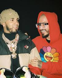 El sencillo también es el más escuchado en spotify y en youtube, donde el video ha acumulado más de 124 millones de visualizaciones desde que fue. Que Es La Medusa En El Nuevo Hit De Jhay Cortez J Balvin Y Anuel Aa Moda Y Belleza Los40