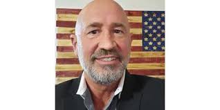 Kevin Everett, Branch Manager