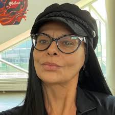 Now 20 years old, the #FerrariF430 is widely celebrated as one of the  greats. It was at the cutting edge of power and durability at the time,  with quicker gearshifts and all-new