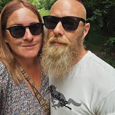 Good morning, Does anyone know if Croyde bay has any park ups ? Or sites  open for a motorhome over the Xmas period. Kindest regards