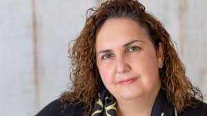 Inés Estrada: "No sé si la Danza del Portal será declarada Bien Cultural o  no, pero es un diamante"