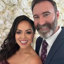 St. Louis Cardinals pitcher Matt Belisle, and our good friend, singer & TV  host Kristy Lee Cook spent the last couple days at Harpole's Heartland  Lodge relaxing before the playoffs begin.