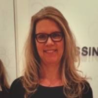 200+ perfiles de «Lesley»