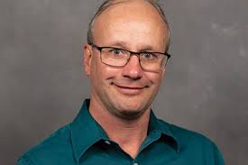 SDSU animal science professor wins national teaching award