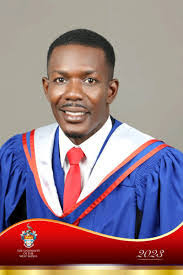 Ann Minott's Instagram, Twitter & Facebook