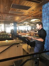 The atmosphere, food, drinks and staff are terrific! Earls Prudential Restaurant Review Boston Ma The Hungry Mouse