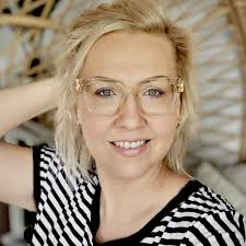 Typowa niedziela lat 90' 🙃 Czegoś brakuje?