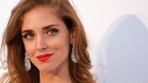 Poshmark makes shopping fun, affordable & easy! Das Ferragni Phanomen Stil Sz De