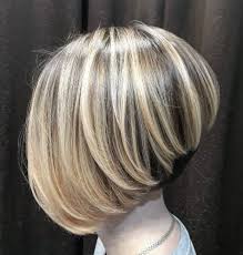 стрижка боб градуированный боб каре с пышным затылком и удлинением к лицу New Strizhka Bob Kare 111 Foto Novinki 2020 2021