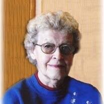 Lorraine Lind Obituary