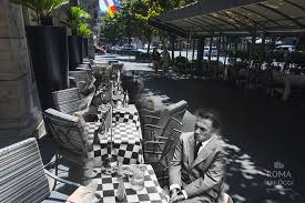 Fellini Al Caffe Doney In Via Veneto Roma Ieri Oggi Foto Fotografia Roma