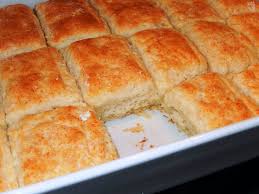 Bisquick Sour Cream Biscuits 7 Up Bisquick Sour Cream 7 Up And Butter These Are Excellent So Easy And Soooo Good Recipe Is Hard To Find So Recipes Biscuit Recipe Kfc Biscuit Recipe