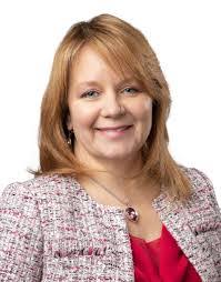 Kerry Burger's Instagram, Twitter & Facebook