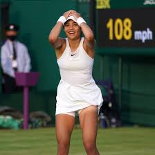 No one knows how many more french open appearances each will make, and this year's tournament. Tennis Wimbledon Liebt Emma Raducanu 18 Sport Mix Bild De