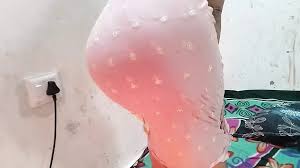 Apni Chachi Ko Nahate Samye Chod Diya, HD Porn 2e