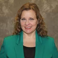 Tina Dee's Instagram, Twitter & Facebook