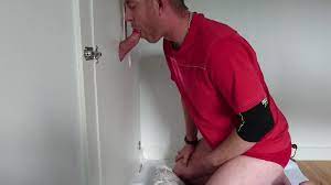 Blowjob at our private gloryhole. - ThisVid.com