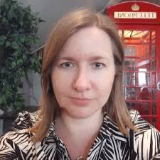 I am proud to announce that I am now the new Showroom Manager at Black PR. 