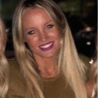 Kellie Mackey's Instagram, Twitter & Facebook