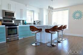 Pin On Idees Cuisines Avec Plancher En Bois Franc