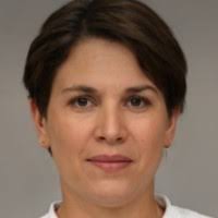 9 "Agnes Warren" profiles