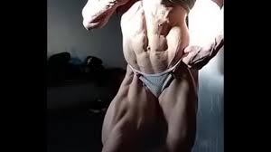 Female muscle flexing - XNXX.COM