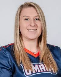 Nicole Eckhardt's Instagram, Twitter & Facebook