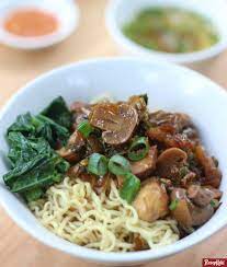 Mie Ayam Jamur Kancing Spesial Dan Praktis Resep Resepkoki Resep Resep Mie Resep Sederhana Resep
