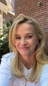 Stefan Morris's Instagram, Twitter & Facebook