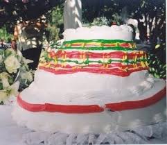 21 Hilarious Wedding Cake Fails Wedding Cake Disasters Cheap Wedding Cakes Wedding Cake Fails