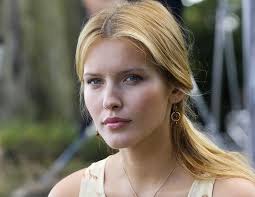 Unavená a nenalíčená simona krainová (profimedia.cz). Simona Krainova Filmovy Prehled