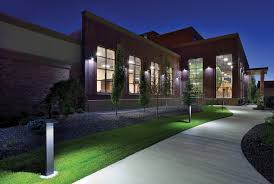 Glowing Outside Outdoor And Landscape Lighting Electrical Contractor Magazine